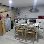 Casa Piedra Miranda. * 빌라보아